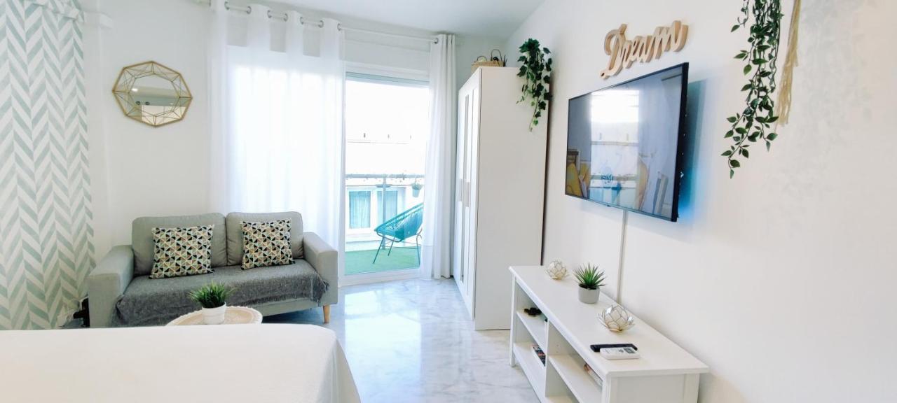 Apartmán Torremolinos - New Central Studio Plata With Balcony Exteriér fotografie